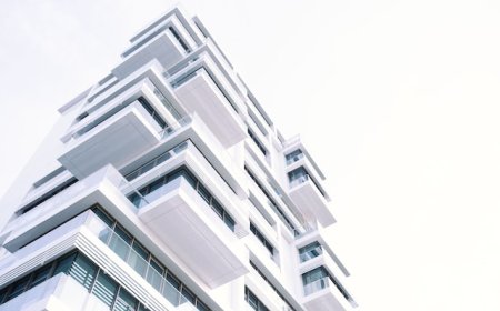 Unveiling the Invisible Ties: Unregulated Real Estate, Rent Controls, and Inflation